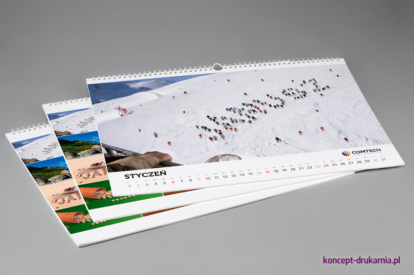 Kalendarze ścienne w formacie A3+ zawierają duże kolorowe grafiki z imieniem konkretnej osoby.